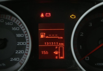 Подержанный автомобиль Mitsubishi Outlander 2007 года (18 фото)