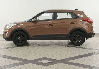 Подержанный автомобиль Hyundai Creta 2018 года (7 фото)