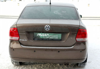 Подержанный автомобиль Volkswagen Polo Sedan 2014 года (5 фото)