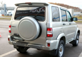 Подержанный автомобиль УАЗ Patriot 2010 года (6 фото)