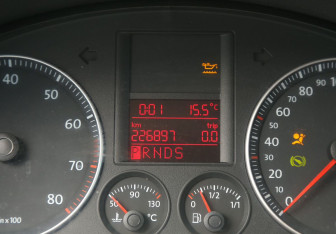 Подержанный автомобиль Volkswagen Golf Plus 2008 года (19 фото)