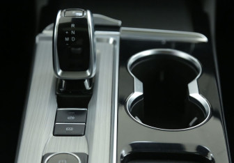 Подержанный автомобиль Omoda S5 2023 года (13 фото)