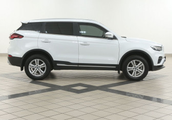 Подержанный автомобиль Geely Atlas Pro 2024 года (5 фото)