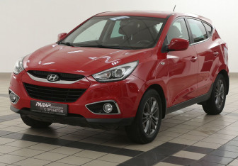 Подержанный автомобиль Hyundai ix35 2014 года (8 фото)