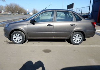 Подержанный автомобиль LADA (ВАЗ) Granta Sedan 2018 года (8 фото)