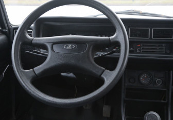 Подержанный автомобиль LADA (ВАЗ) 2107 2010 года (13 фото)