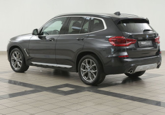 Подержанный автомобиль BMW X3 2018 года (2 фото)