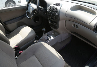 Подержанный автомобиль LADA (ВАЗ) Kalina Wagon 2010 года (9 фото)