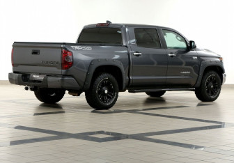 Подержанный автомобиль Toyota Tundra 2020 года (4 фото)