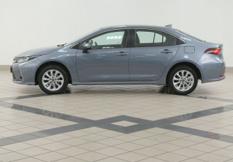 Подержанный автомобиль Toyota Corolla Sedan 2019 года (7 фото)
