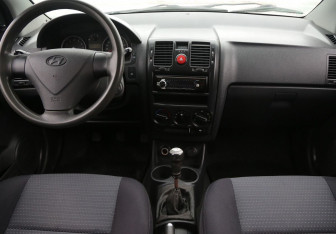 Подержанный автомобиль Hyundai Getz 2007 года (12 фото)