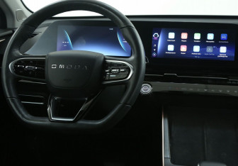 Подержанный автомобиль Omoda C5 2023 года (14 фото)