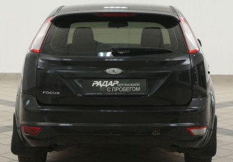 Подержанный автомобиль Ford Focus Hatchback 2009 года (3 фото)