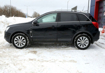 Подержанный автомобиль Opel Antara 2014 года (8 фото)