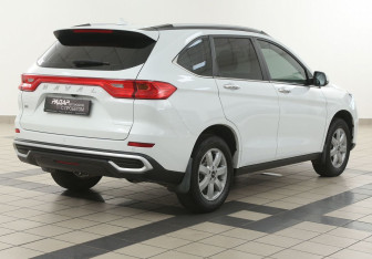 Подержанный автомобиль Haval M6 2023 года (4 фото)