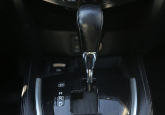 Подержанный автомобиль Nissan Qashqai 2014 года (17 фото)