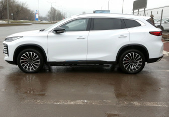Подержанный автомобиль Exeed TXL 2023 года (8 фото)