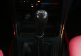 Подержанный автомобиль Nissan Almera Classic 2007 года (15 фото)