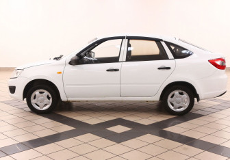 Подержанный автомобиль LADA (ВАЗ) Granta Liftback 2014 года (5 фото)