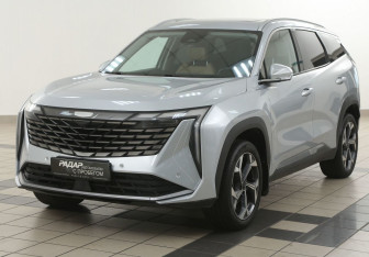 Подержанный автомобиль Geely Atlas 2023 года (8 фото)