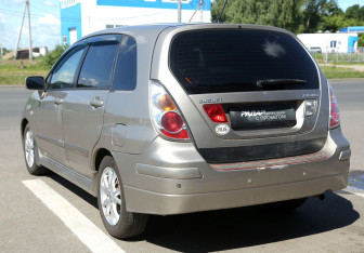 Подержанный автомобиль Suzuki Liana Wagon 2007 года (4 фото)