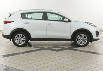 Подержанный автомобиль Kia Sportage 2018 года (5 фото)