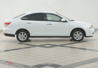 Подержанный автомобиль Nissan Almera Sedan 2018 года (5 фото)