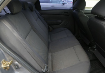 Подержанный автомобиль Chevrolet Aveo Sedan 2006 года (11 фото)