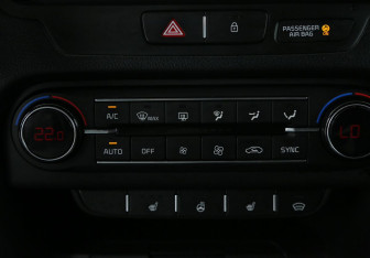 Подержанный автомобиль Kia Ceed Hatchback 2019 года (32 фото)