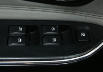 Подержанный автомобиль Kia Ceed Hatchback 2012 года (18 фото)