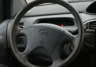 Подержанный автомобиль Hyundai Matrix 2004 года (15 фото)