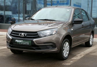 Подержанный автомобиль LADA (ВАЗ) Granta Liftback 2019 года (3 фото)