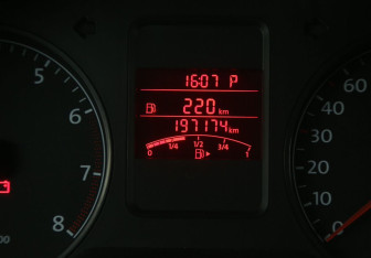 Подержанный автомобиль Volkswagen Polo Sedan 2013 года (18 фото)