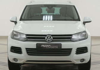 Подержанный автомобиль Volkswagen Touareg 2013 года (6 фото)