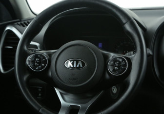 Подержанный автомобиль Kia Soul 2019 года (25 фото)