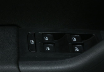 Подержанный автомобиль Skoda Octavia Liftback 2016 года (17 фото)