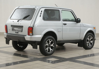 Подержанный автомобиль LADA (ВАЗ) 2121 (4x4) 2020 года (4 фото)
