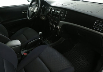 Подержанный автомобиль SsangYong Actyon 2012 года (9 фото)