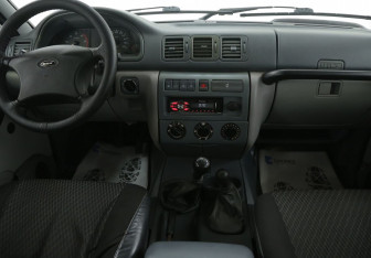 Подержанный автомобиль УАЗ Patriot 2010 года (12 фото)