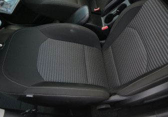 Подержанный автомобиль Kia Ceed Hatchback 2022 года (18 фото)