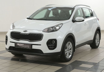 Подержанный автомобиль Kia Sportage 2018 года (8 фото)