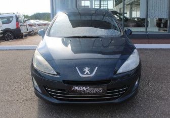 Подержанный автомобиль Peugeot 408 2013 года (2 фото)