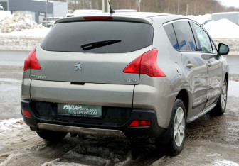 Подержанный автомобиль Peugeot 3008 2010 года (6 фото)
