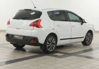 Подержанный автомобиль Peugeot 3008 2012 года (4 фото)