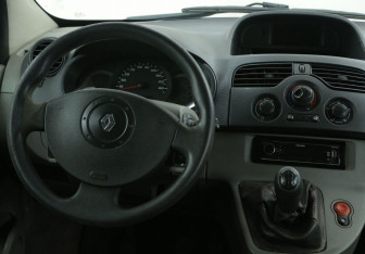 Подержанный автомобиль Renault Kangoo 2008 года (14 фото)