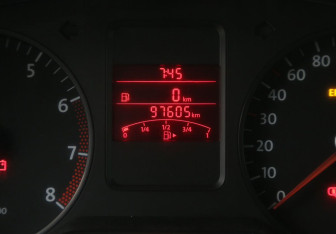 Подержанный автомобиль Volkswagen Polo Sedan 2013 года (17 фото)