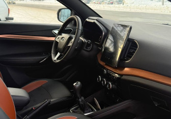 Подержанный автомобиль LADA (ВАЗ) Vesta Sedan 2023 года (8 фото)