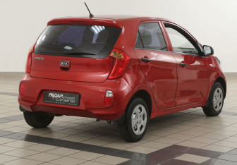 Подержанный автомобиль Kia Picanto 2011 года (4 фото)