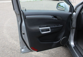 Подержанный автомобиль Opel Antara 2007 года (9 фото)