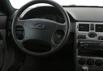 Подержанный автомобиль LADA (ВАЗ) Priora Sedan 2009 года (14 фото)